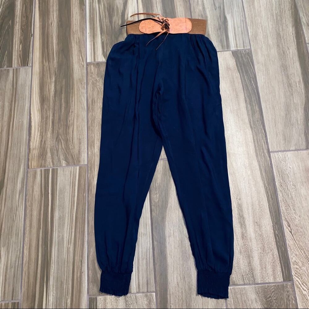 XYoung Boho Indie elastic waist pants built in belt navy blue medium